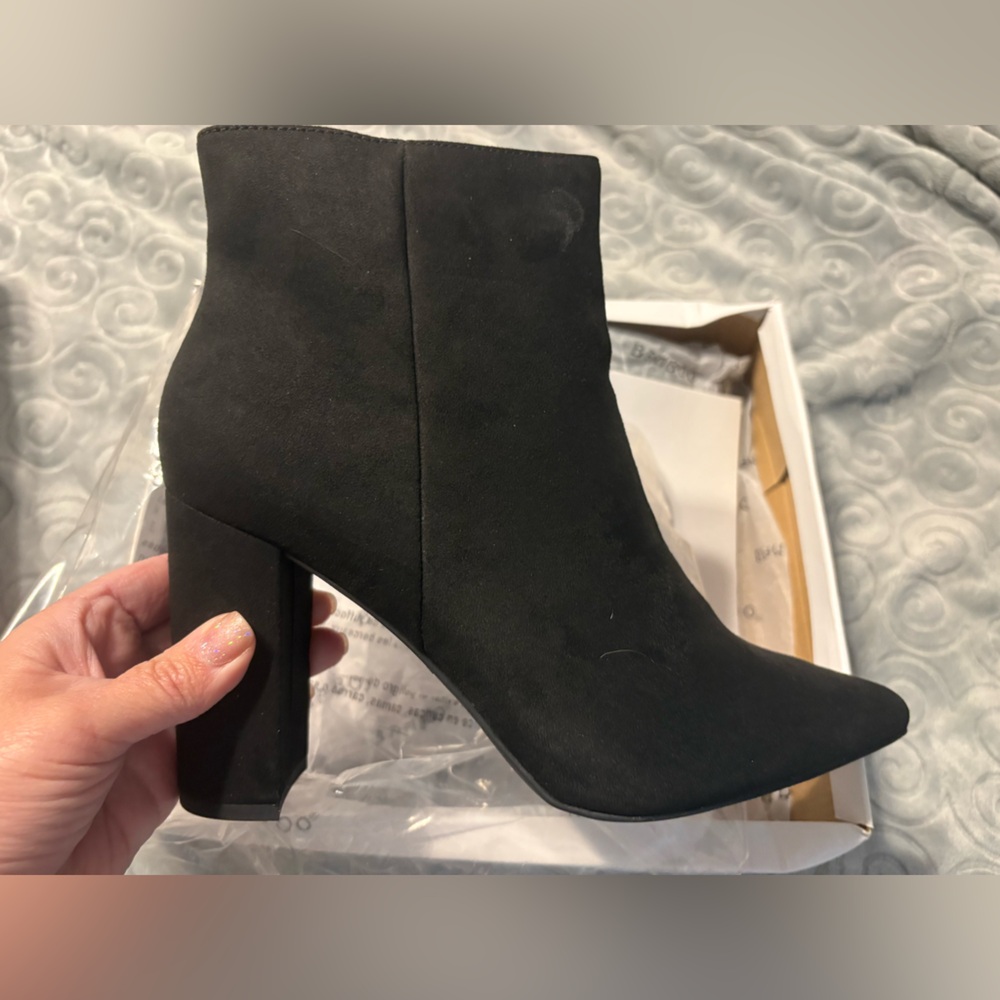 BAMBOO Elegant Black Ankle Boots